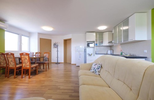 Praprotna Polica Apartment | ITSOFT smart apartment