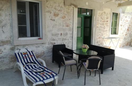 Brbinj Apartment | Kastelanic apartman