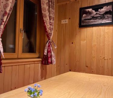 Kamnik Cabin | Koča Predilnica Velika Planina