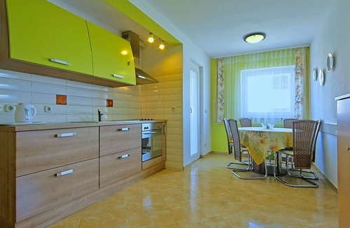 Murine Apartment | Komfortable Wohnung Bozica 1 Umag by Interhome