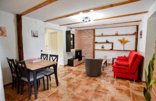 Ludbreg House | Kuća za odmor Petra s dvije jedinice