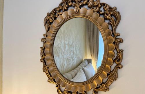 Nasice Bed & Breakfast | La Luna Deluxe Room with Pool & Jacuzzi, Bikes and Secured Parking