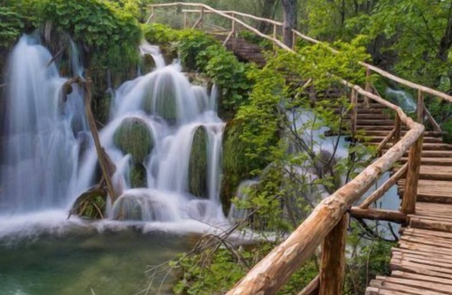 Plitvica Selo Hotel | Lakeside Hotel Plitvice