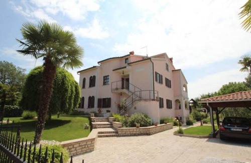 Kukci Apartment | Large apartments surrounded by green nature