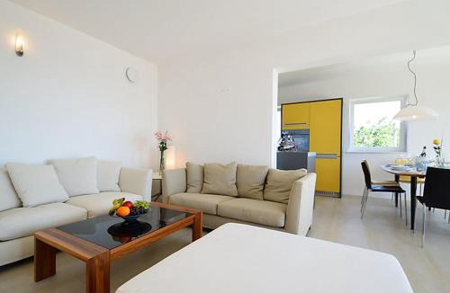 Rubesi Apartment | Lemon