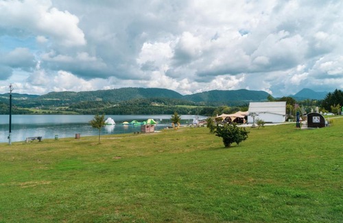 Hrastnik Apartment | Lipa Lake Residence