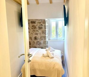 Komiza Apartment | Little House Komiza