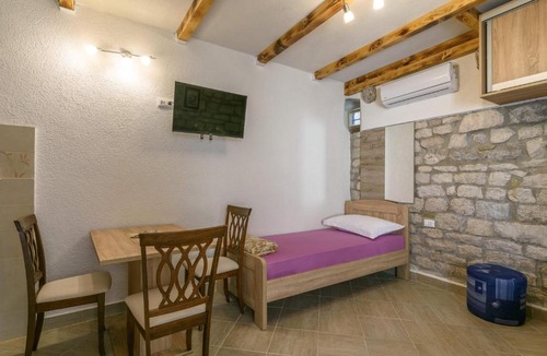 Trogir Apartment | Lorena