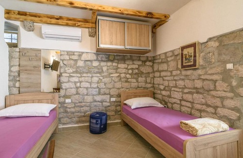 Trogir Apartment | Lorena
