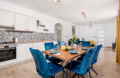 Vinjerac Villa | Lovely 2-bedroom villa with WiFi and AC in Slivnica