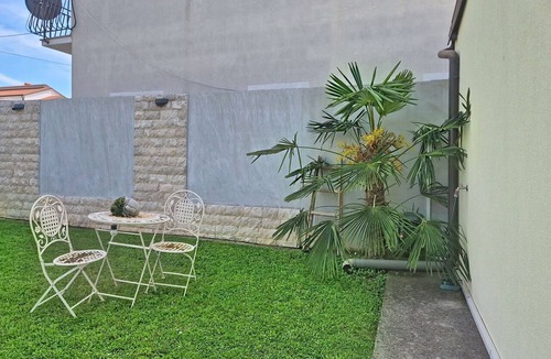 Finida Apartment | Lovely apartment for 2 people with WIFI, A/C, TV, terrace and pets allowed