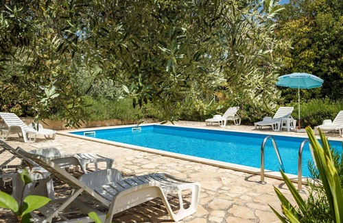 Frata Apartment | Lovely apartment for 8 guests with pool, WIFI, A/C, TV, terrace and pets allowed