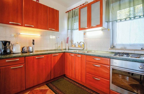 Sarsoni Apartment | Lovely apartment for 8 guests with A/C, pool, WIFI, TV and balcony