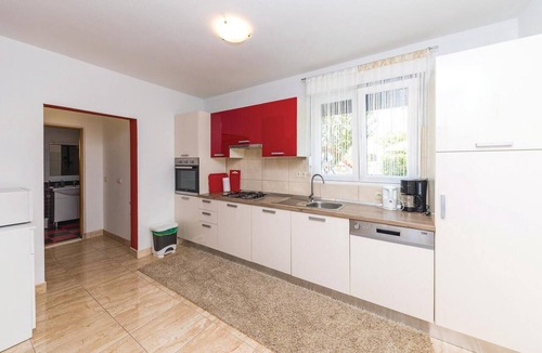 Kastel Novi Apartment | Lovely apartment in Kastel Stari