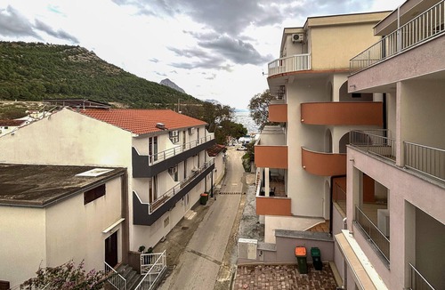 Drvenik Apartment | Lovely apartment in Drvenik with house sea view
