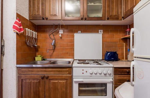 Stinica Apartment | Lovely apartment in Jablanac with WiFi