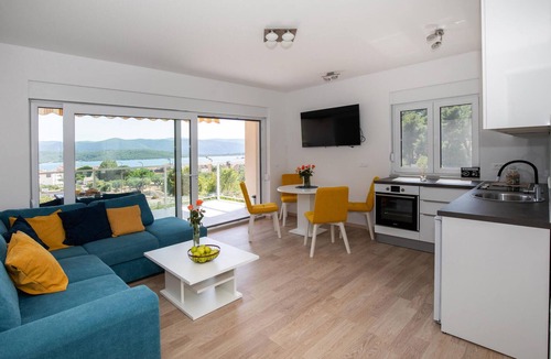 Klek Apartment | Lovely apartment in Klek with WiFi