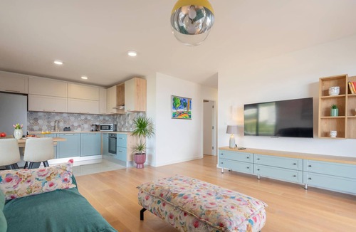 Zelenka Apartment | Lovely apartment in Makarska with WiFi