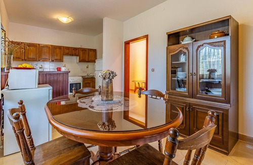 Medulin Apartment | Lovely apartment in Medulin with WiFi