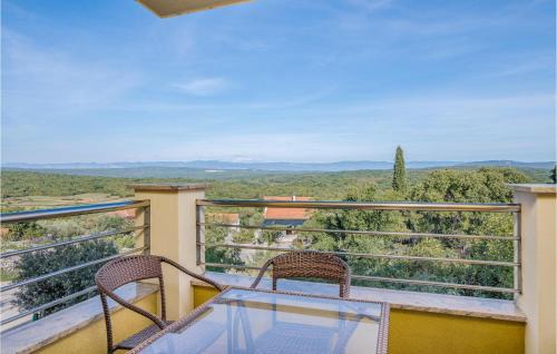 Salatic Apartment | Lovely Apartment In Salatici