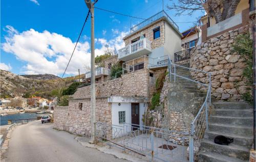 Senj Apartment | Lovely Apartment In Starigrad With House Sea View