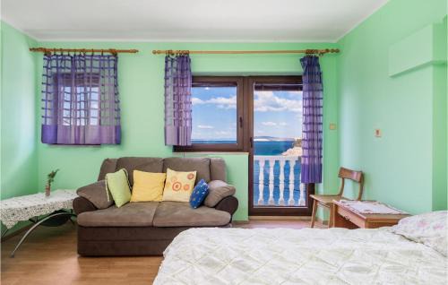 Senj Apartment | Lovely Apartment In Starigrad With House Sea View