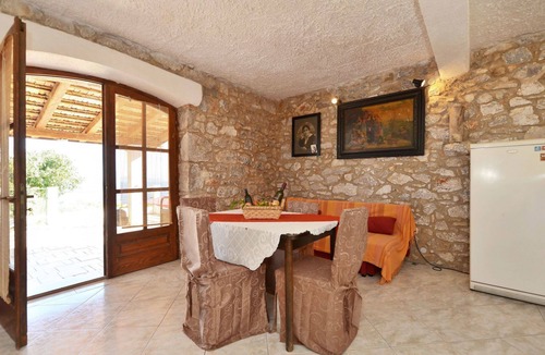 Zavala House | Lovely apartment in villa for 5 people with A/C, WIFI, TV and terrace