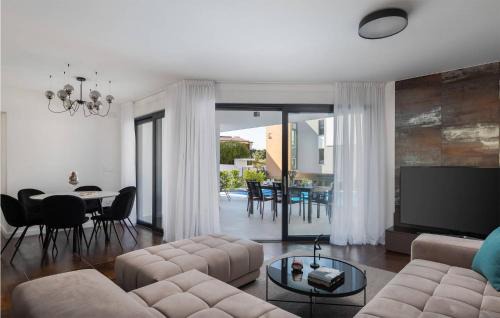 Zidarici House | Lovely Apartment In Zidarici
