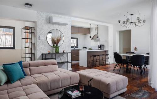 Zidarici House | Lovely Apartment In Zidarici