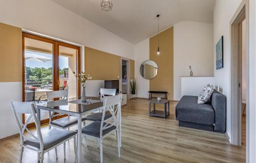 Barbariga House | Lovely Home In Barbariga