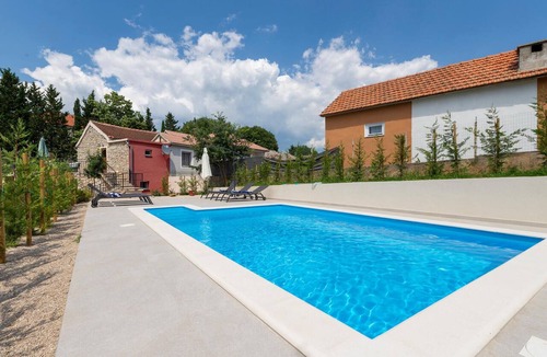Benkovac House | Lovely home in Benkovac