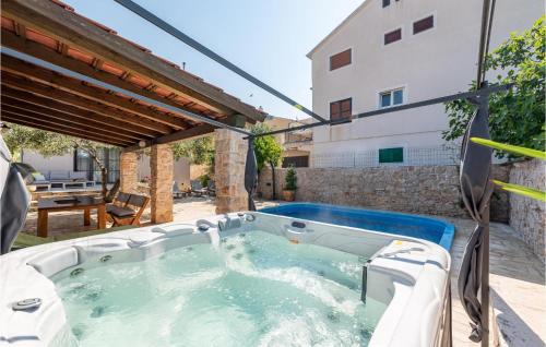 Betina House | Lovely Home In Betina