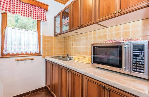 Presika House | Lovely home in Blazevci with sauna