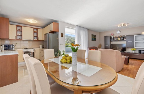 Cvrljevo House | Lovely home in Cvrljevo with private swimming pool, can be inside or outside