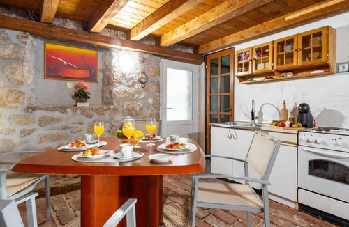 Dubrovacko Primorje House | Lovely home in Dubravica