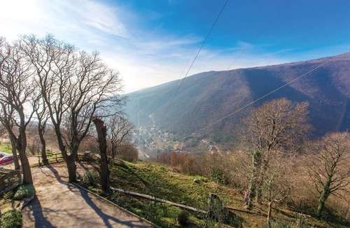 Obrs House | Lovely home in Moscenicka Draga with WiFi