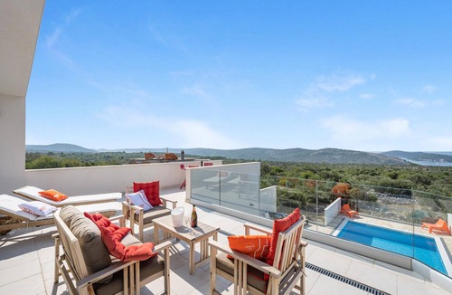 Jarebinjak House | Lovely home in Jarebinjak