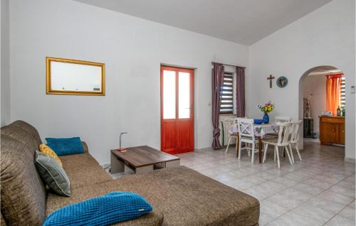 Kavran House | Lovely Home In Kavran With House A Panoramic View