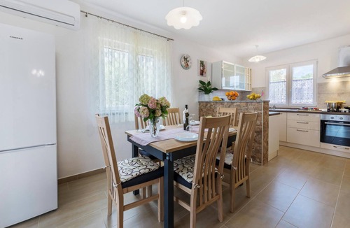 Peruski House | Lovely home in Krnica