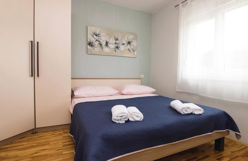 Krusevo House | Lovely home in Krusevo with WiFi