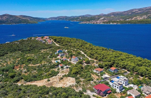 Okrug Donji House | Lovely home in Okrug Donji