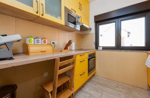 Gospic House | Lovely home in Ornice