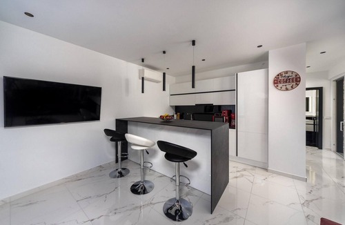 Pasman House | Lovely home in Pasman