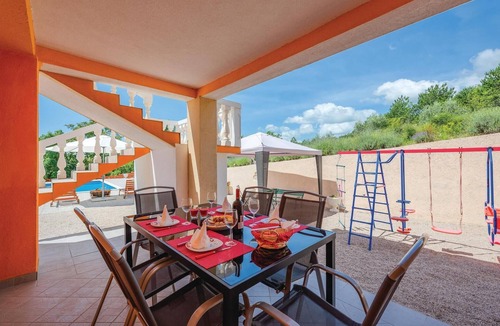 Pican House | Lovely home in Podpican