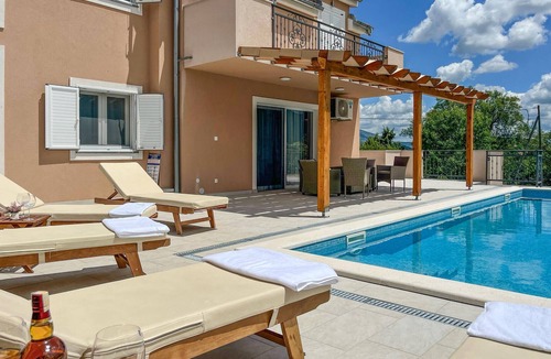 Ruzic House | Lovely home in Ruzic with sauna