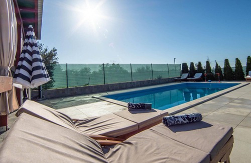 Dracevac House | Lovely home in Split with private swimming pool, can be inside or outside