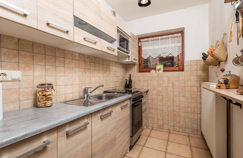 Ravna Gora House | Lovely home in Stari Laz with WiFi