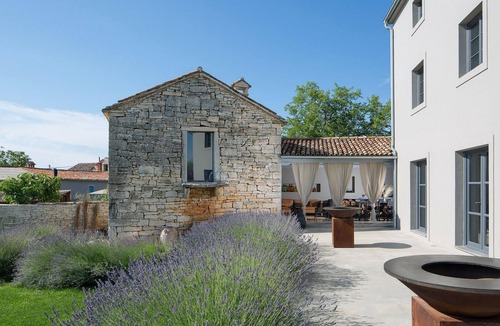 Tinjan House | Lovely home in Tinjan
