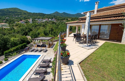 Opatija House | Lovely home in Veprinac