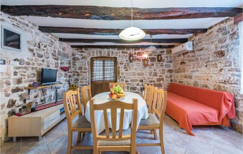 Fabci House | Lovely Home In Visnjan
